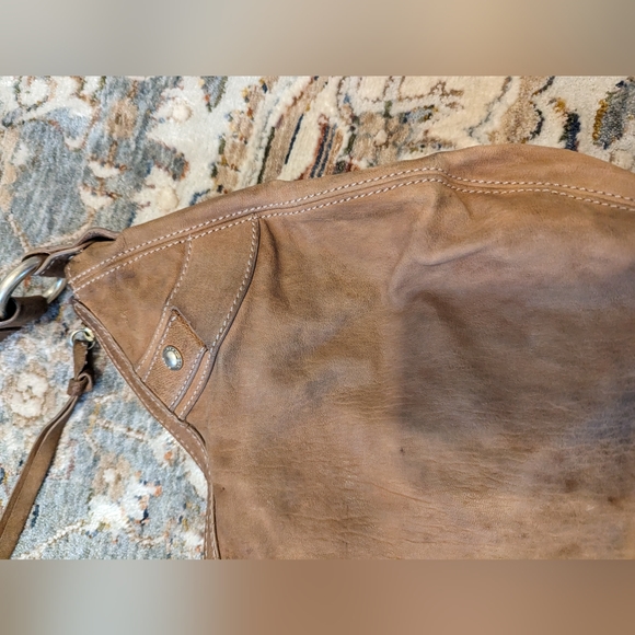 Hugo Boss bag - Picture 2 of 14